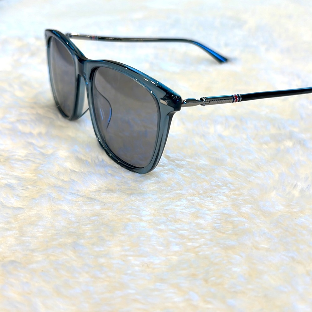 New Gucci 56mm Square Sunglasses With Gucci Sunglasses Case